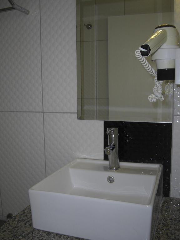 Lara Atalla Otel